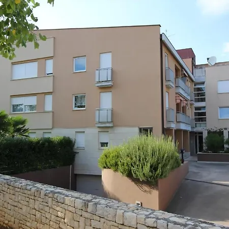 Apartment Klimatisierte Vojka In Altstadtnaehe *