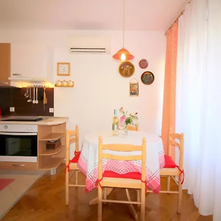 Klimatisierte Vojka In Altstadtnaehe * Porec