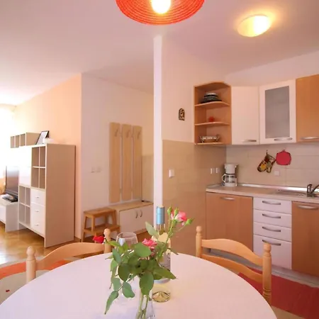 Klimatisierte Vojka In Altstadtnaehe